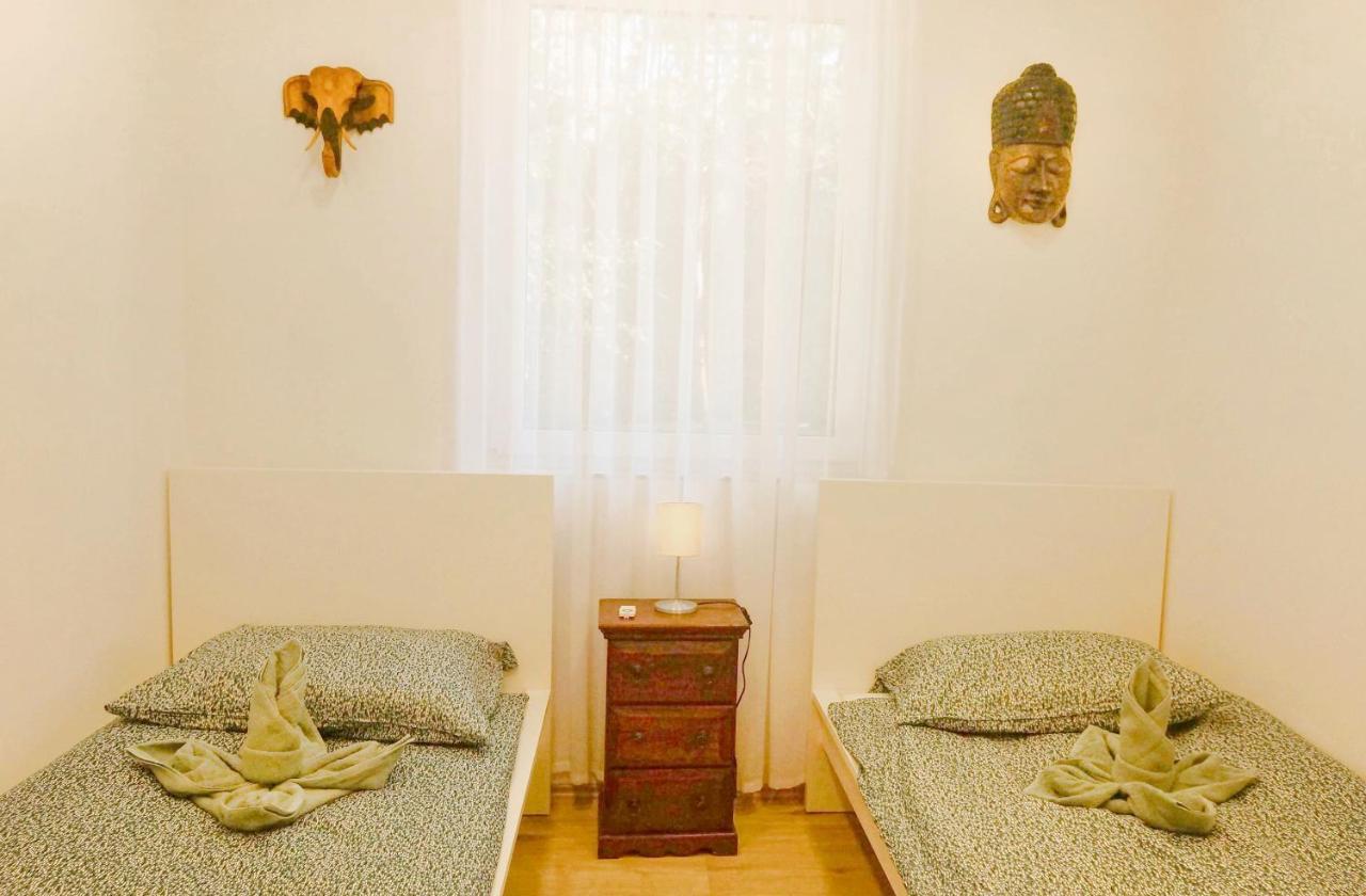 Alpok - Spirit Apartman Park ケーセグ エクステリア 写真